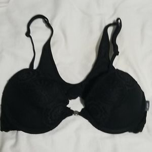 Black lightly padded bra
